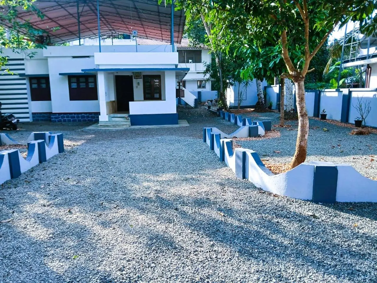 펜션 Alappuzha Family Vacation Villa - Layanila 인도